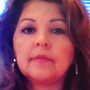 Meet your Posher, Flora